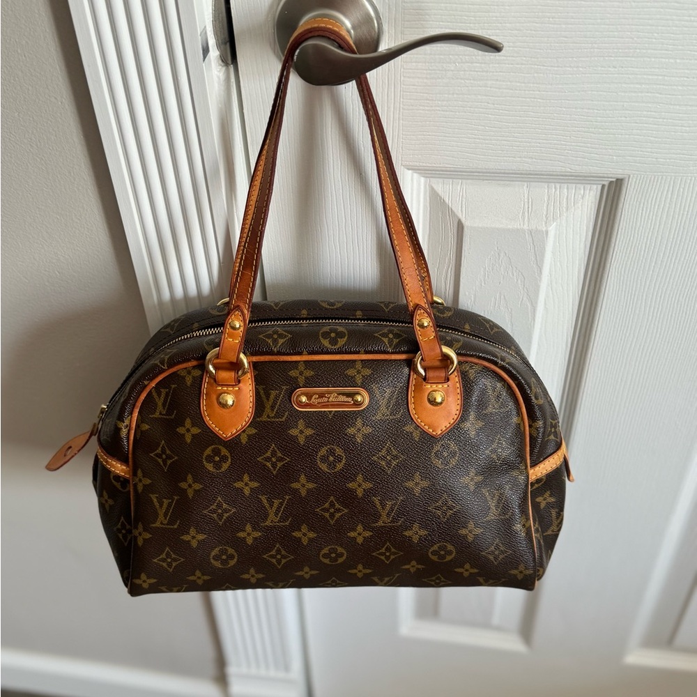 Louis Vuitton Authentic Bag!